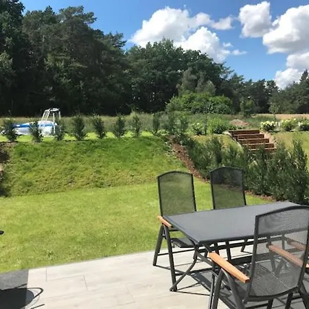 Top-ferienwohnung Bei Berlin, Bis 3 Gaeste, Terrasse Und Garten شقة