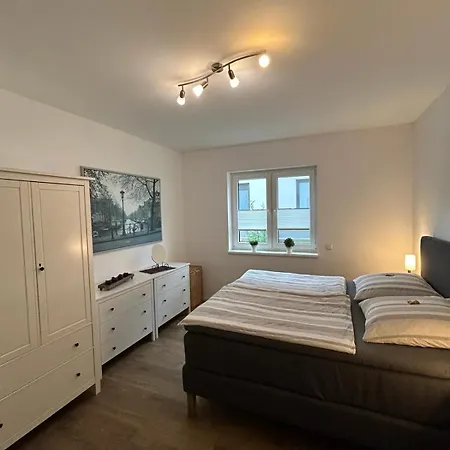 Top-ferienwohnung Bei Berlin, Bis 3 Gaeste, Terrasse Und Garten شقة *