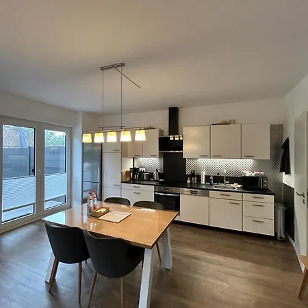 아파트 Top-ferienwohnung Bei Berlin, Bis 3 Gaeste, Terrasse Und Garten