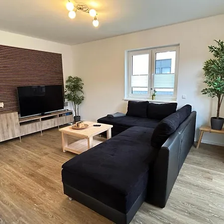 Top-ferienwohnung Bei Berlin, Bis 3 Gaeste, Terrasse Und Garten 아파트