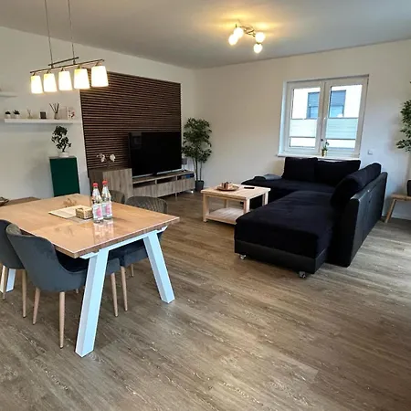 아파트 Top-ferienwohnung Bei Berlin, Bis 3 Gaeste, Terrasse Und Garten *