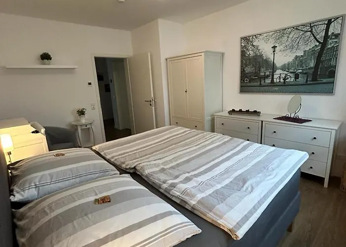 Top-ferienwohnung Bei Berlin, Bis 3 Gaeste, Terrasse Und Garten *